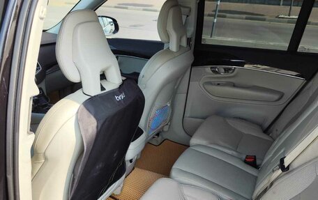 Volvo XC90 II рестайлинг, 2015 год, 2 750 000 рублей, 9 фотография