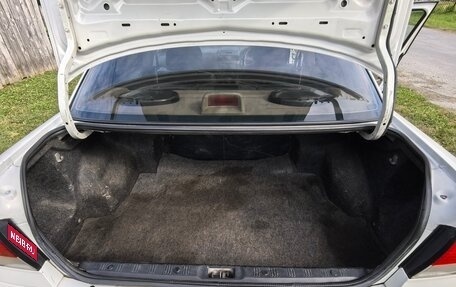 Nissan Sunny B15, 2001 год, 280 000 рублей, 2 фотография