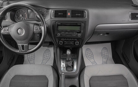 Volkswagen Jetta VI, 2011 год, 1 199 000 рублей, 7 фотография