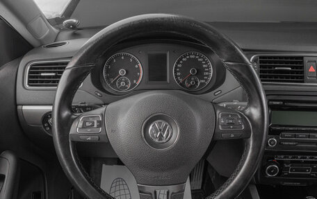 Volkswagen Jetta VI, 2011 год, 1 199 000 рублей, 11 фотография
