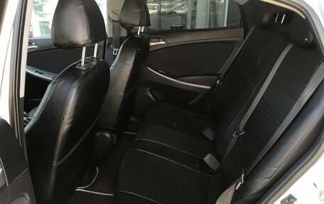 Hyundai Solaris II рестайлинг, 2015 год, 940 000 рублей, 11 фотография