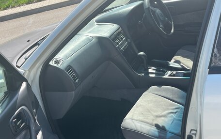 Nissan Skyline, 2000 год, 490 000 рублей, 8 фотография