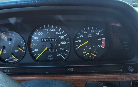 Mercedes-Benz S-Класс, 1983 год, 800 000 рублей, 3 фотография