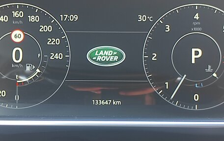 Land Rover Range Rover IV рестайлинг, 2017 год, 6 350 000 рублей, 10 фотография
