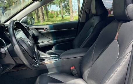 Toyota Camry, 2020 год, 3 250 000 рублей, 13 фотография