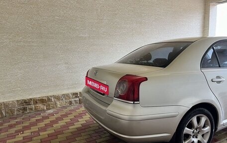 Toyota Avensis III рестайлинг, 2006 год, 710 000 рублей, 7 фотография