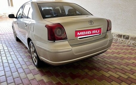 Toyota Avensis III рестайлинг, 2006 год, 710 000 рублей, 8 фотография