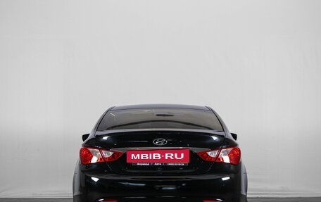 Hyundai Sonata VI, 2010 год, 999 000 рублей, 6 фотография