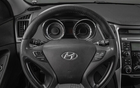Hyundai Sonata VI, 2010 год, 999 000 рублей, 12 фотография