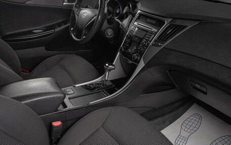 Hyundai Sonata VI, 2010 год, 999 000 рублей, 18 фотография