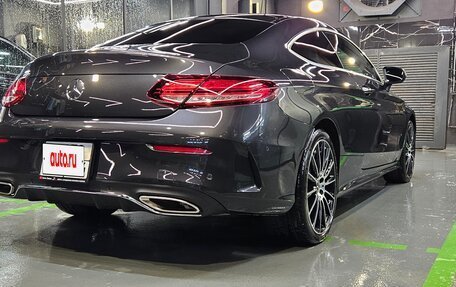 Mercedes-Benz C-Класс, 2018 год, 3 700 000 рублей, 4 фотография