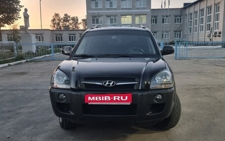 Hyundai Tucson III, 2008 год, 1 000 000 рублей, 2 фотография