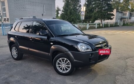 Hyundai Tucson III, 2008 год, 1 000 000 рублей, 3 фотография