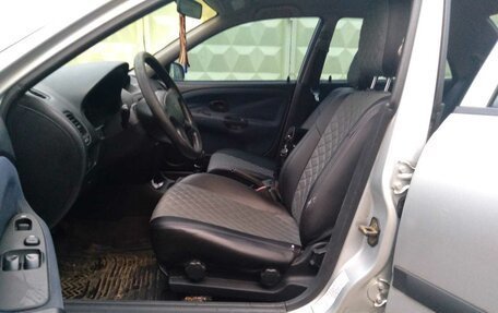 Mitsubishi Carisma I, 2003 год, 250 000 рублей, 4 фотография