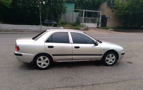 Mitsubishi Carisma I, 2003 год, 250 000 рублей, 2 фотография
