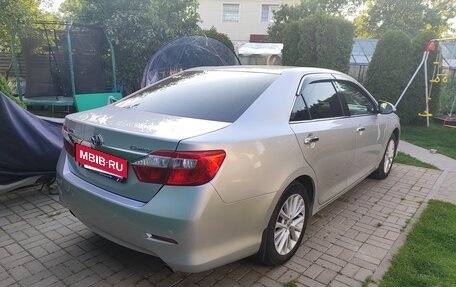 Toyota Camry, 2012 год, 2 350 000 рублей, 3 фотография