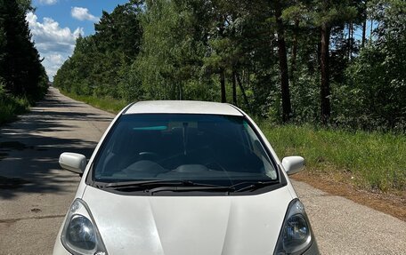 Honda Fit III, 2009 год, 730 000 рублей, 2 фотография