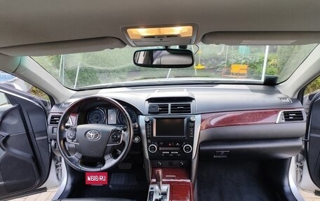 Toyota Camry, 2012 год, 2 350 000 рублей, 10 фотография