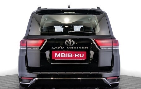 Toyota Land Cruiser, 2025 год, 15 300 000 рублей, 6 фотография