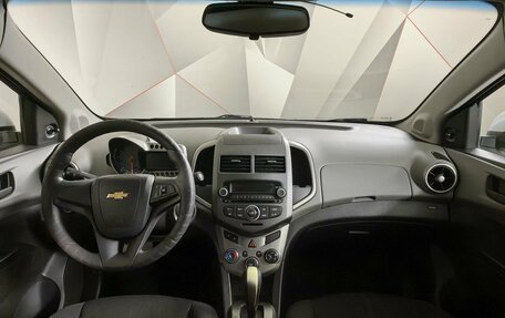 Chevrolet Aveo III, 2013 год, 563 000 рублей, 10 фотография