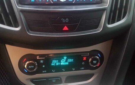 Ford Focus III, 2012 год, 990 000 рублей, 2 фотография
