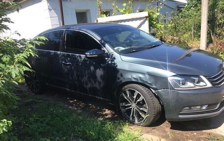 Volkswagen Passat B7, 2011 год, 550 000 рублей, 4 фотография