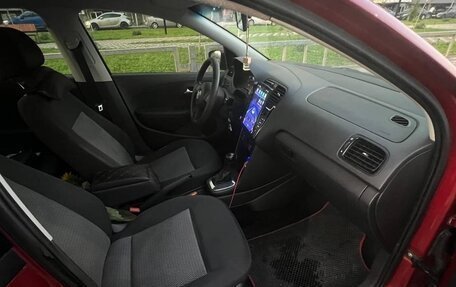 Volkswagen Polo VI (EU Market), 2011 год, 715 000 рублей, 5 фотография