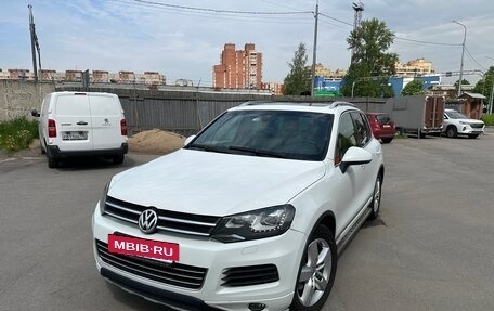Volkswagen Touareg III, 2013 год, 2 100 000 рублей, 2 фотография