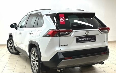 Toyota RAV4, 2019 год, 3 097 000 рублей, 6 фотография