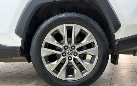 Toyota RAV4, 2019 год, 3 097 000 рублей, 19 фотография
