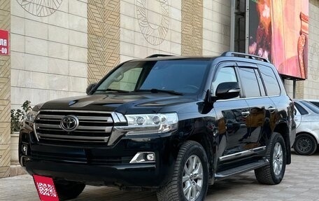 Toyota Land Cruiser 200, 2016 год, 6 590 000 рублей, 1 фотография