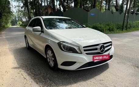 Mercedes-Benz A-Класс, 2013 год, 1 287 000 рублей, 3 фотография
