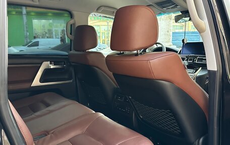 Toyota Land Cruiser 200, 2016 год, 6 590 000 рублей, 13 фотография