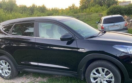 Hyundai Tucson III, 2019 год, 3 000 000 рублей, 6 фотография
