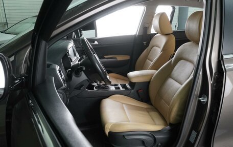 KIA Sportage IV рестайлинг, 2017 год, 2 124 000 рублей, 10 фотография