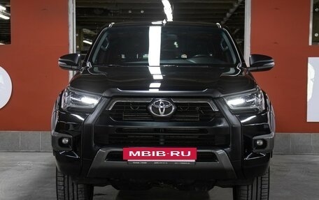 Toyota Hilux VIII, 2020 год, 4 698 000 рублей, 2 фотография