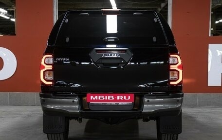 Toyota Hilux VIII, 2020 год, 4 698 000 рублей, 6 фотография