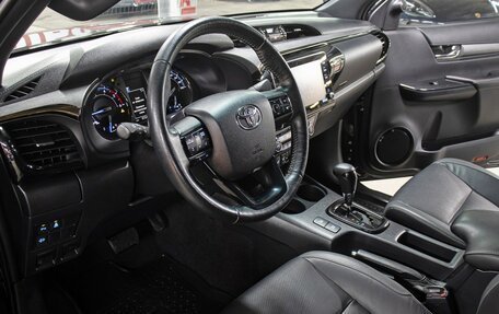 Toyota Hilux VIII, 2020 год, 4 698 000 рублей, 16 фотография