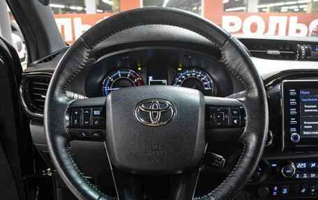 Toyota Hilux VIII, 2020 год, 4 698 000 рублей, 17 фотография
