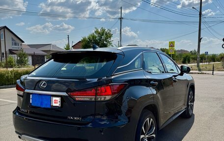 Lexus RX IV рестайлинг, 2019 год, 5 300 000 рублей, 2 фотография