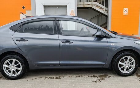 Hyundai Solaris II рестайлинг, 2022 год, 1 800 000 рублей, 9 фотография