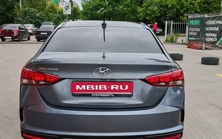 Hyundai Solaris II рестайлинг, 2022 год, 1 800 000 рублей, 6 фотография