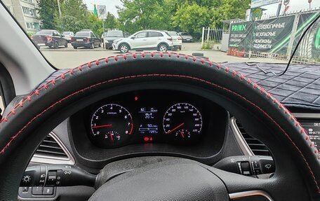 Hyundai Solaris II рестайлинг, 2022 год, 1 800 000 рублей, 18 фотография