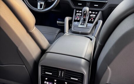 Porsche Cayenne III, 2019 год, 12 100 000 рублей, 20 фотография
