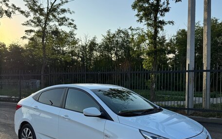 Hyundai Solaris II рестайлинг, 2016 год, 1 150 000 рублей, 2 фотография