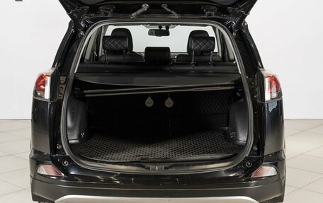 Toyota RAV4, 2018 год, 2 430 000 рублей, 10 фотография