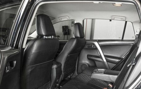 Toyota RAV4, 2018 год, 2 430 000 рублей, 12 фотография