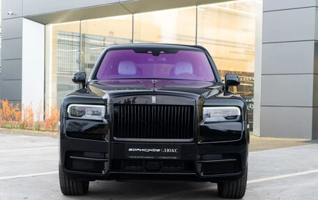 Rolls-Royce Cullinan, 2023 год, 59 800 000 рублей, 2 фотография