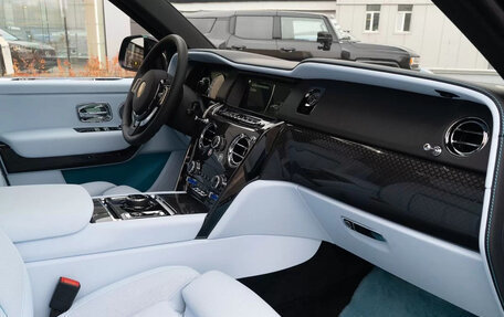 Rolls-Royce Cullinan, 2023 год, 59 800 000 рублей, 35 фотография