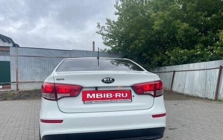 KIA Rio III рестайлинг, 2016 год, 1 300 000 рублей, 6 фотография